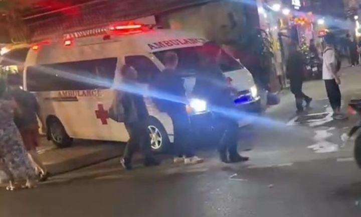 Tá hỏa phát hiện người đàn ông tử vong bất thường trong tiệm spa ở TP.HCM