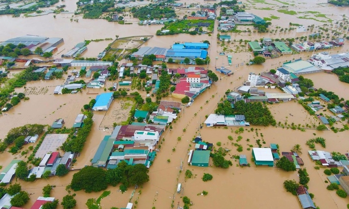 Lũ vượt mức lịch sử ở các tỉnh miền Trung, Bộ Xây dựng chỉ đạo 