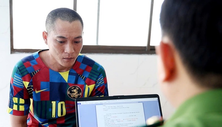 Đá bác dâu tử vong, Võ Văn Phút bị khởi tố