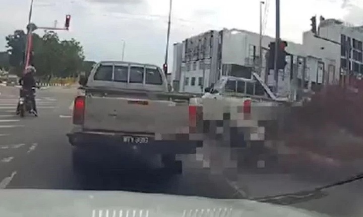 Clip: Đứng dừng đèn đỏ, cô gái 21 tuổi bị khúc gỗ dài 4,5 mét rơi khỏi xe tải, đè trúng