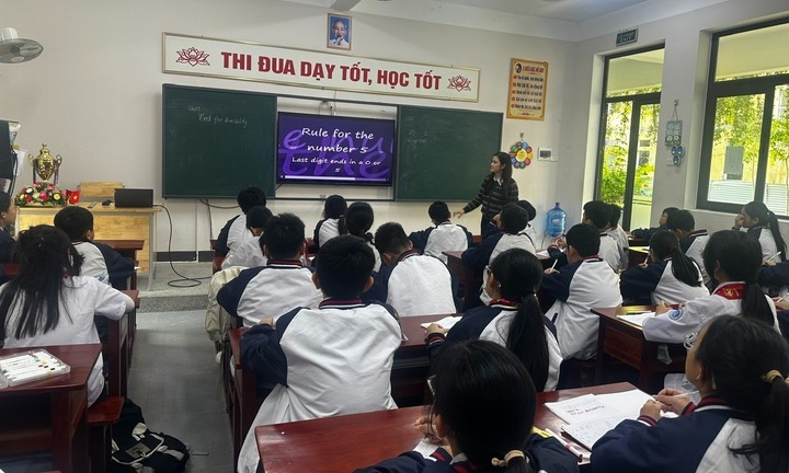 Tin tức giáo dục 24h: Ngôi trường ở Hà Tĩnh dạy Toán bằng tiếng Anh cho toàn bộ học sinh