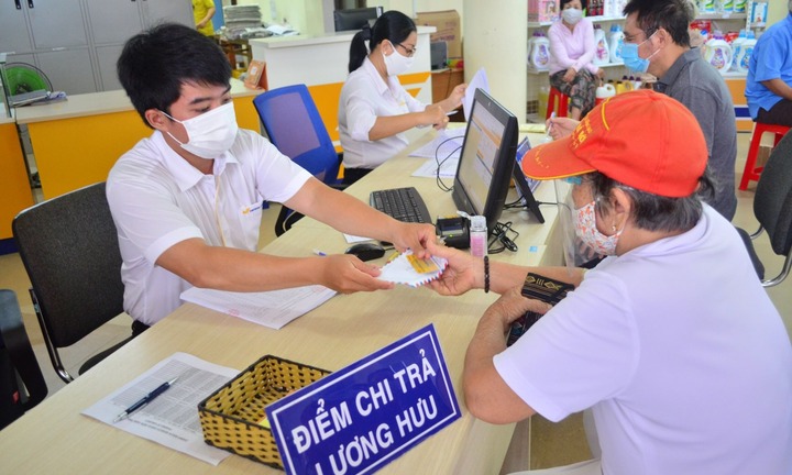 Lịch chi trả gộp 3 tháng lương hưu, trợ cấp BHXH cho 4 tỉnh bị mưa lũ