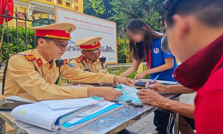 Hà Nội: Hơn 3.000 học sinh vi phạm an toàn giao thông được lập danh sách gửi đến Sở Giáo dục và Đào tạo