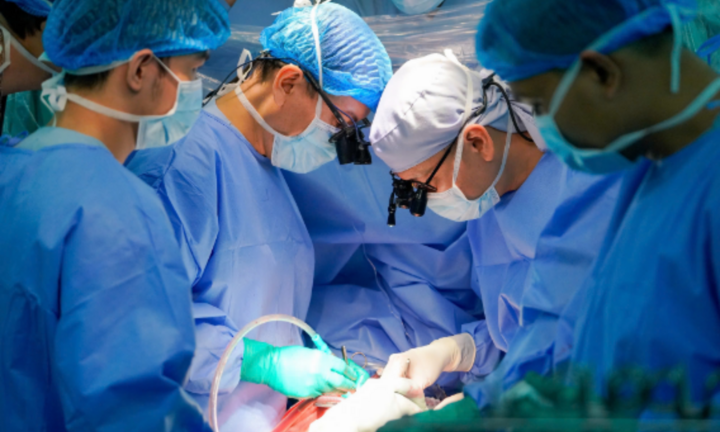 Tin tức đời sống 3/12: Thực hiện thành công ca ghép tim xuyên Việt, giành giật sự sống cho bé trai 9 tuổi