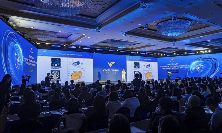 Nhà khoa học VinFuture hé lộ “vũ khí của tương lai” trong cuộc đối đầu với kháng kháng sinh và ung thư 
