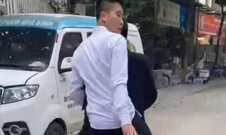 Tạm giữ hình sự Đỗ Trọng Tuyến