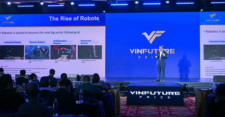 Nhà khoa học VinFuture: Sẽ có khoảng 1 tỷ “giống người mới” chung sống với loài người vào năm 2050