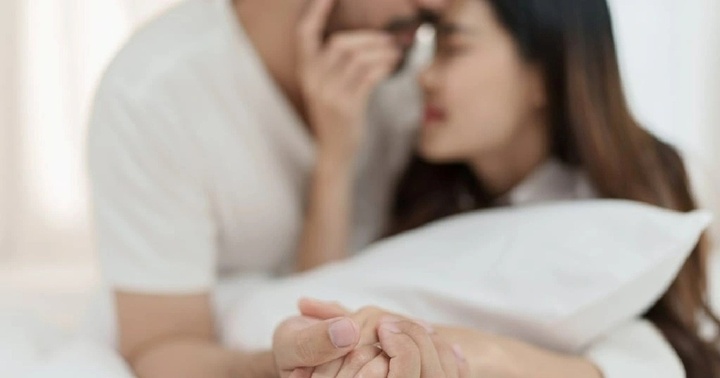 Bắt quả tang chồng 