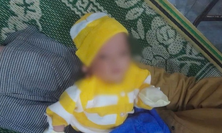 Xót xa bé trai sơ sinh khoảng 3 ngày tuổi bị bỏ rơi trong đêm ở Huế