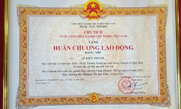 Nam sinh được Chủ tịch nước tặng Huân chương Lao động hạng Nhì là ai?