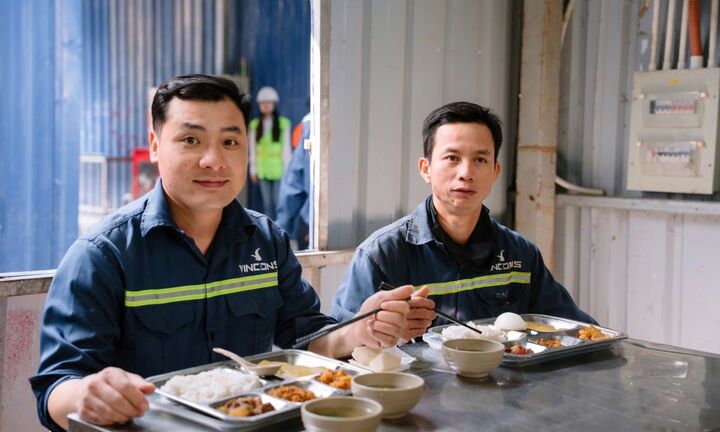 Từ mưu sinh bấp bênh đến cuộc sống đủ đầy: Nhiều lao động “đổi đời” nhờ việc làm bền vững tại VinCons