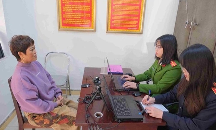Xử lý bà chủ quán cà phê kiêm 