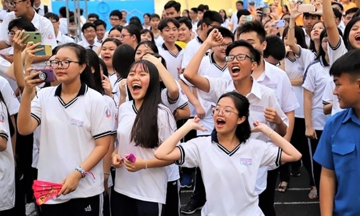 Phụ huynh nói gì về lịch nghỉ Tết Nguyên đán dự kiến 11 ngày của học sinh TP.HCM?