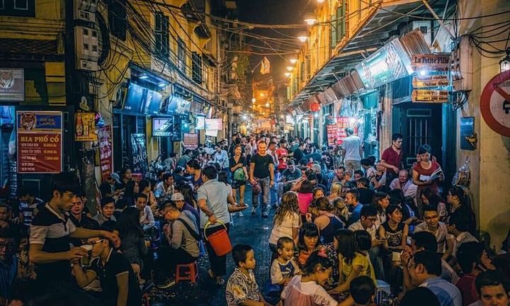 Những khu phố Tây dọc mảnh đất chữ S