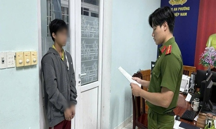 Tạm giữ thiếu niên 17 tuổi cướp vé số của người già tàn tật