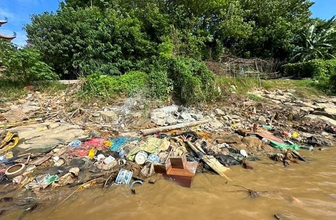 Tìm thấy thi thể nam sinh Đại học Bách khoa Hà Nội mất tích tại bãi bồi sông Hồng