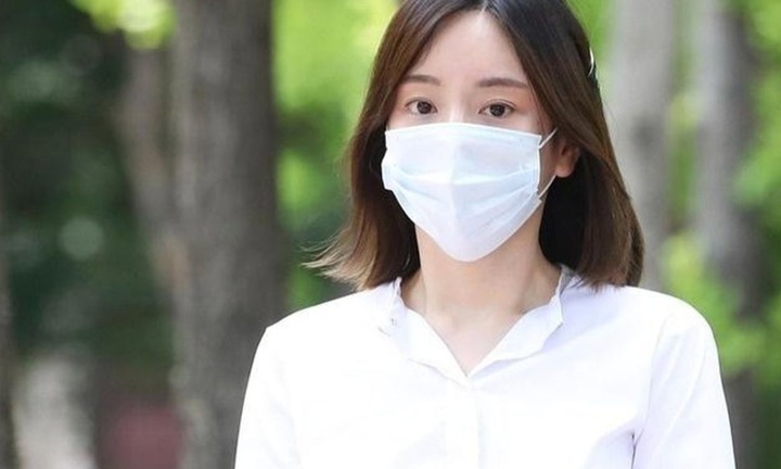 Tiểu thư tài phiệt bị bắt