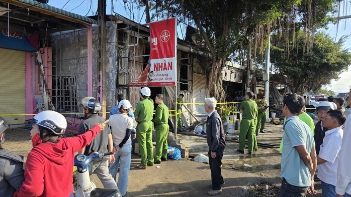 Vụ cháy nhà 4 người trong gia đình tử vong ở Đắk Lắk: Bé 1 tháng tuổi tiên lượng nặng, cần theo dõi sát