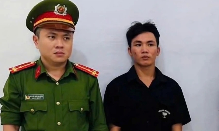 Bắt tạm giam Nguyễn Văn Tùng Anh