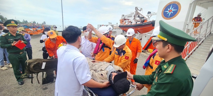 Ứng cứu kịp thời ngư dân bị nạn trên vùng biển Đà Nẵng