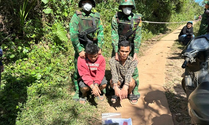 Bắt giữ nhóm thanh niên liều lĩnh làm chuyện phi pháp ở biên giới Quảng Trị