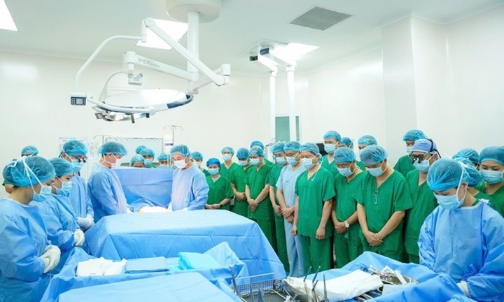 Tin tức đời sống 7/1: Bệnh viện Đại học Y Dược TP.HCM thực hiện song song 2 ca ghép tạng