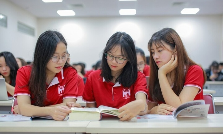 Trường Đại học Kinh tế dự kiến bỏ xét học bạ từ năm 2026