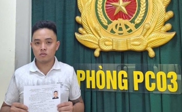 Đối tượng truy nã Chu Thái Anh ra đầu thú