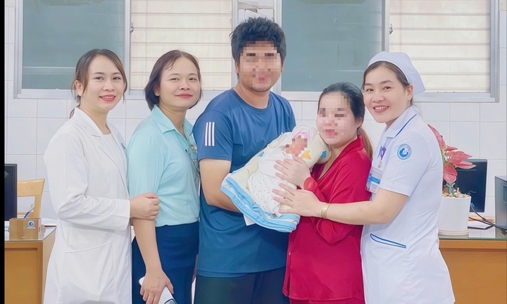 Kỳ tích: Cứu sống bé sơ sinh trong ca song thai cực hiếm, thế giới chỉ vài chục ca thành công