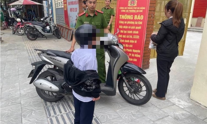 Chuyện lạ có thật tại Đà Nẵng: Con không chịu đi học, mẹ chở thẳng lên đồn công an và cái kết