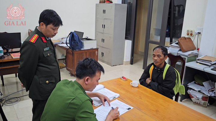 Đối tượng Rơ Lan Thuin ra đầu thú sau thời gian trốn truy nã ở Thái Lan