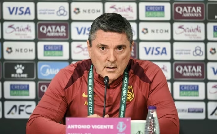 HLV U23 Trung Quốc thừa nhận bất lợi lớn nhất trước trận bán kết với U23 Việt Nam