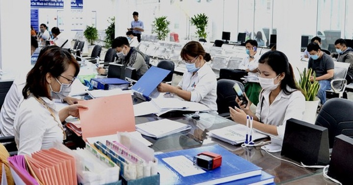 Bộ Nội vụ phản hồi đề xuất ưu tiên người hoạt động không chuyên trách vào viên chức