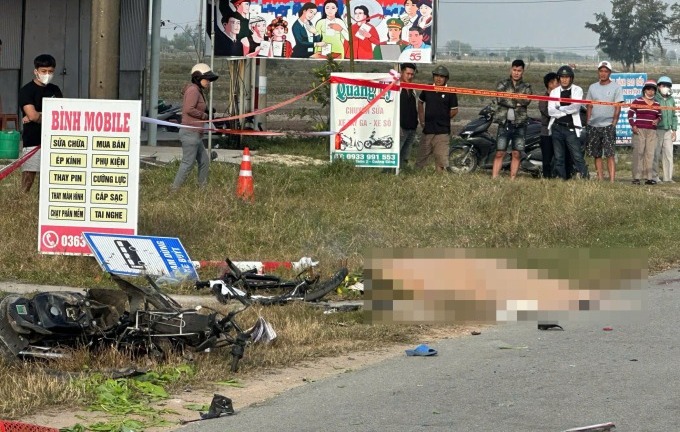 Vụ ô tô tải gây tai nạn trước cổng trường, khiến một học sinh lớp 10 tử vong: Camera tại hiện trường ghi gì?