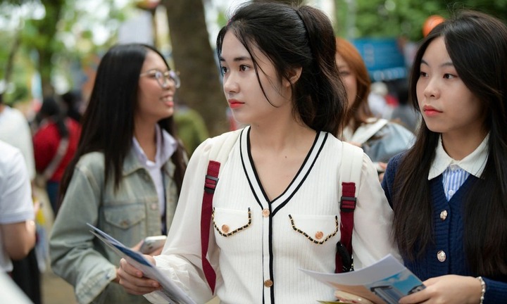 Tuyển sinh 2026: Phép thử bản lĩnh và chiến lược “vượt vũ môn” của học sinh cuối cấp