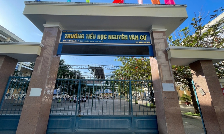 Tạm đình chỉ giáo viên Tiếng Anh nghi sửa bài thi của học sinh từ đúng thành sai ở Gia Lai