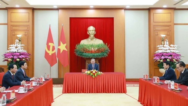 Tổng thống Putin điện đàm, chúc mừng Tổng Bí thư Tô Lâm