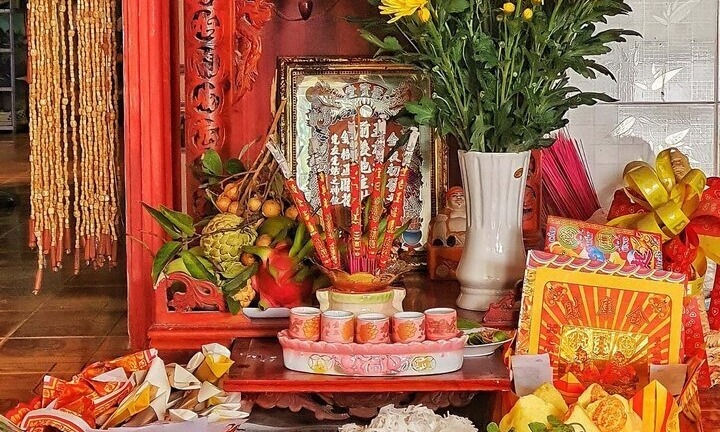 Vì sao mâm cúng vía thần Tài của người miền Nam luôn có cá lóc nướng?