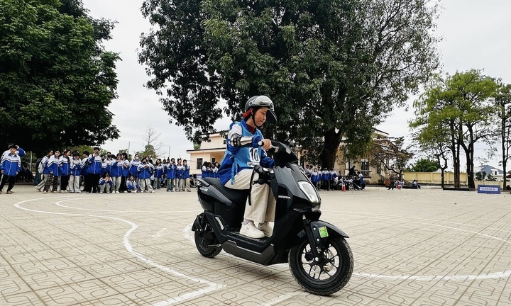 Thái Nguyên:  Hướng dẫn kỹ năng lái xe máy an toàn cho gần 2.000 học sinh
