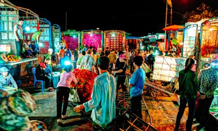 Khám phá chợ Long Biên, khu chợ đầu mối lâu đời của Thủ đô