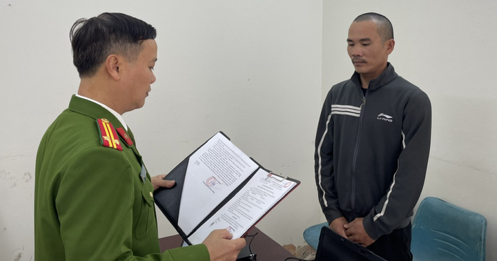 Khởi tố nam thanh niên dùng điếu cày đánh người gây thương tích
