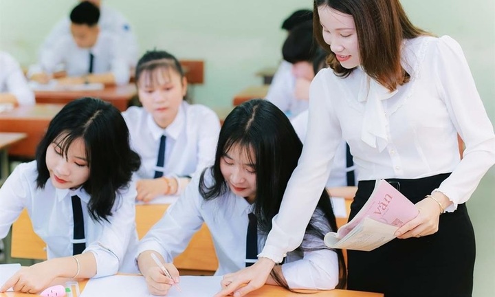Bộ GD&ĐT: Cấm ép buộc người học, phụ huynh tham gia các hoạt động tự nguyện