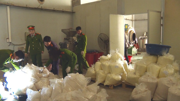Triệt phá đường dây sản xuất thực dưỡng Fucoidan giả để hỗ trợ bệnh nhân ung thư