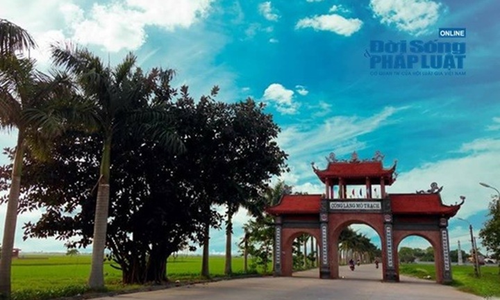 Về thăm 