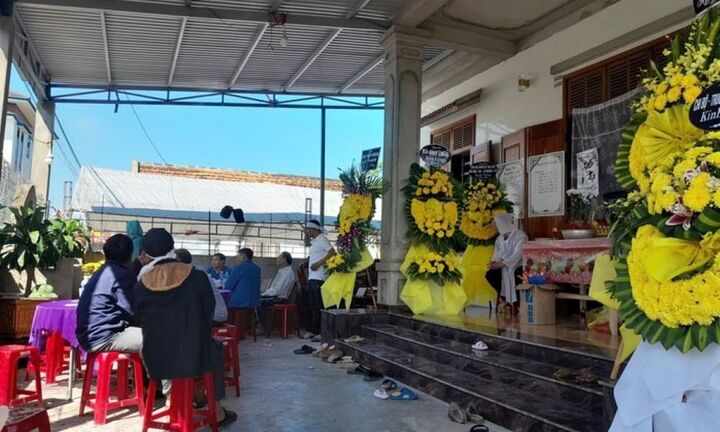 Trượt ngã khi trang trí nhà đón Tết, một người ở Quảng Trị tử vong