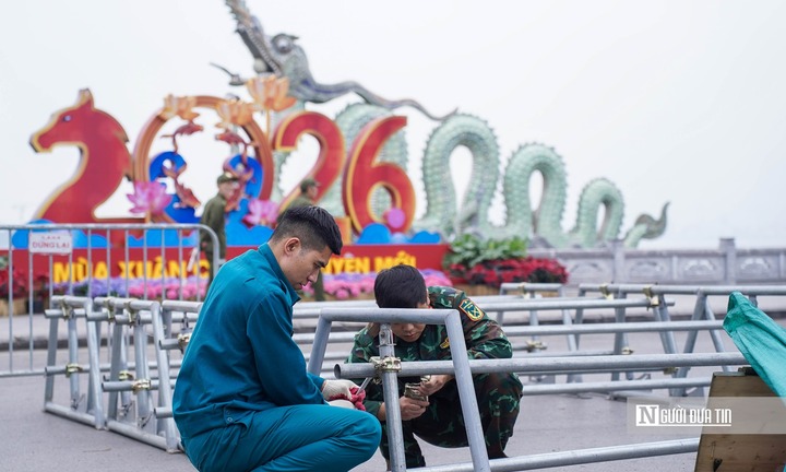 Hà Nội: Các trận địa pháo hoa sẵn sàng cho đêm giao thừa