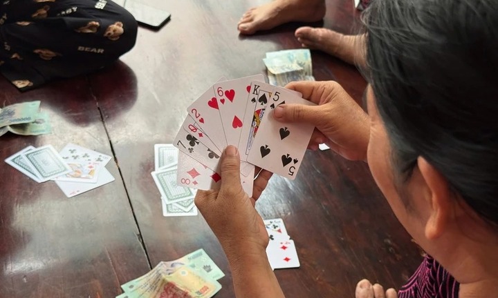 Xem đánh bài dịp Tết nguyên đán Bính Ngọ 2026 có bị xử phạt không?