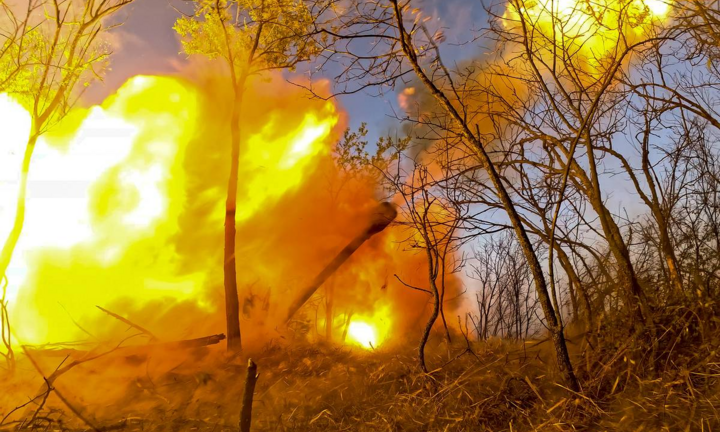 Nga đổi chiến thuật, tăng tốc tấn công  giữa lúc tiền tuyến Ukraine rực lửa