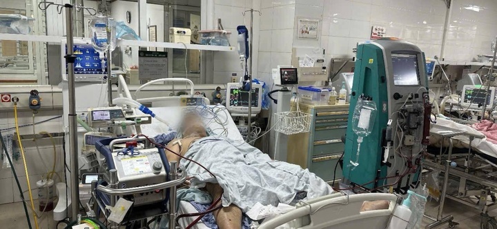 Tin tức đời sống 19/2: Ngừng tim sau 5 phút nhập viện, người đàn ông 43 tuổi giành lại sự sống nhờ ECMO