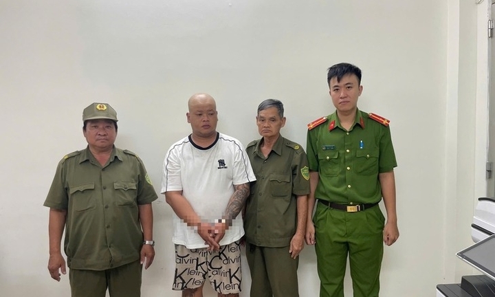 Bắt giữ đối tượng cướp giật điện thoại của thiếu nữ ở TP.HCM